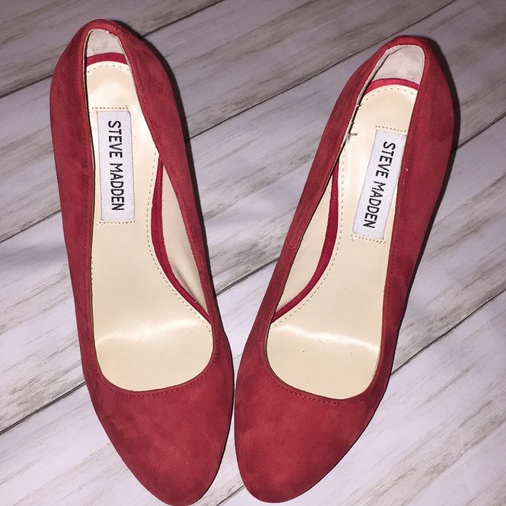 Steve Madden pumps